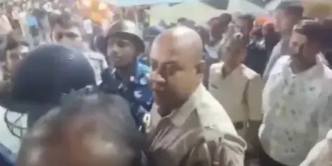 জগদ্ধাত্রী প্রতিমা বিসর্জন-এ বিতর্কে Kotwali থানার IC Amalendu Biswas-এর বিরুদ্ধে Disciplinary Proceedings, একসঙ্গে সাসপেন্ড আরও তিন পুলিশকর্মী